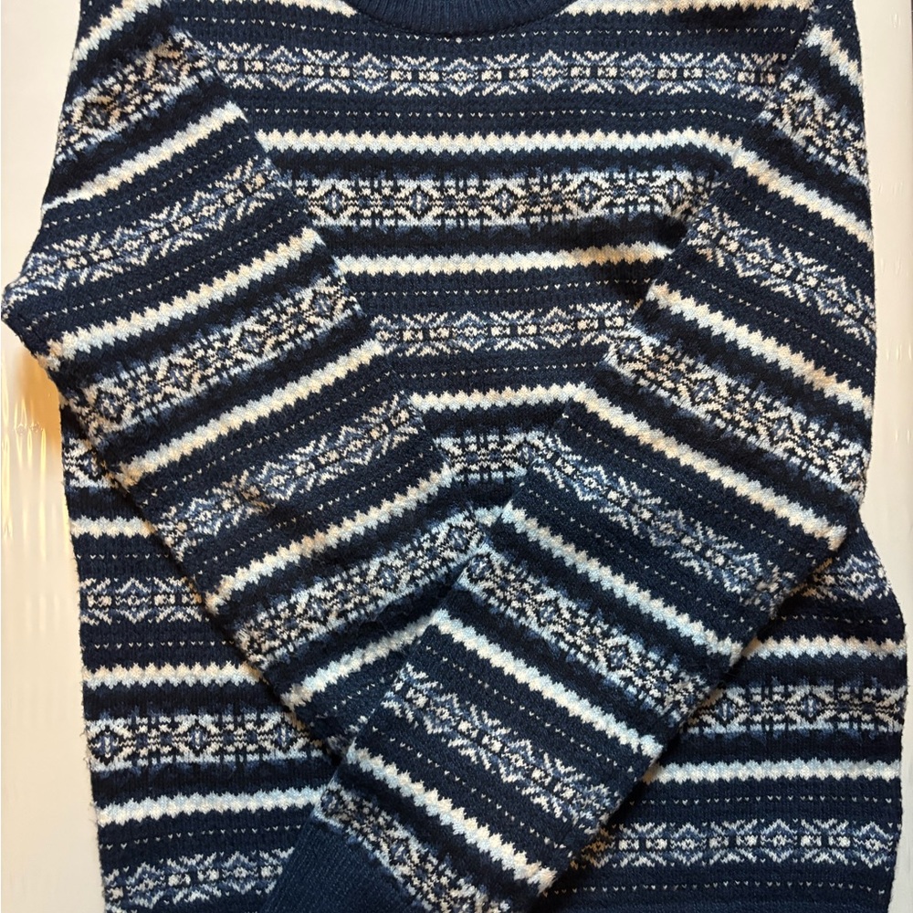 Men's Navy and White Patterned Crewneck Sweater